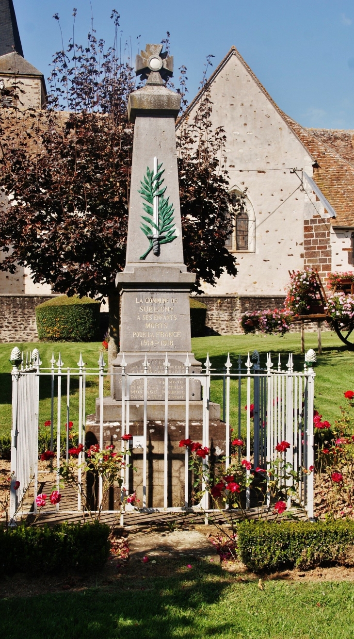 Monument aux Morts - Subligny