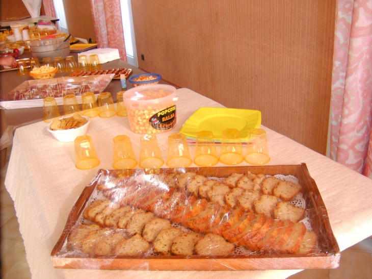 Assemblée Générale 2011 / le buffet - Amilly