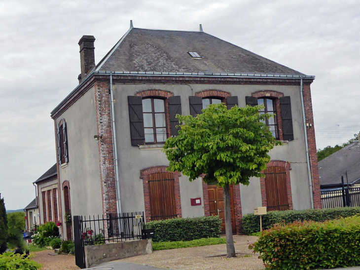 La mairie - Champrond-en-Perchet