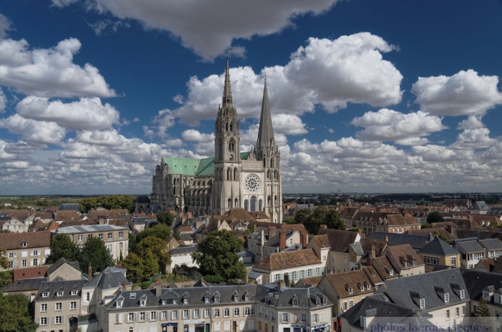  - Chartres