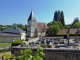 vue sur le centre du village t le cimetière
