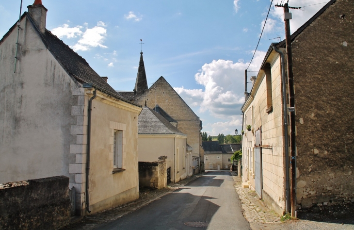 Le Village - Avon-les-Roches