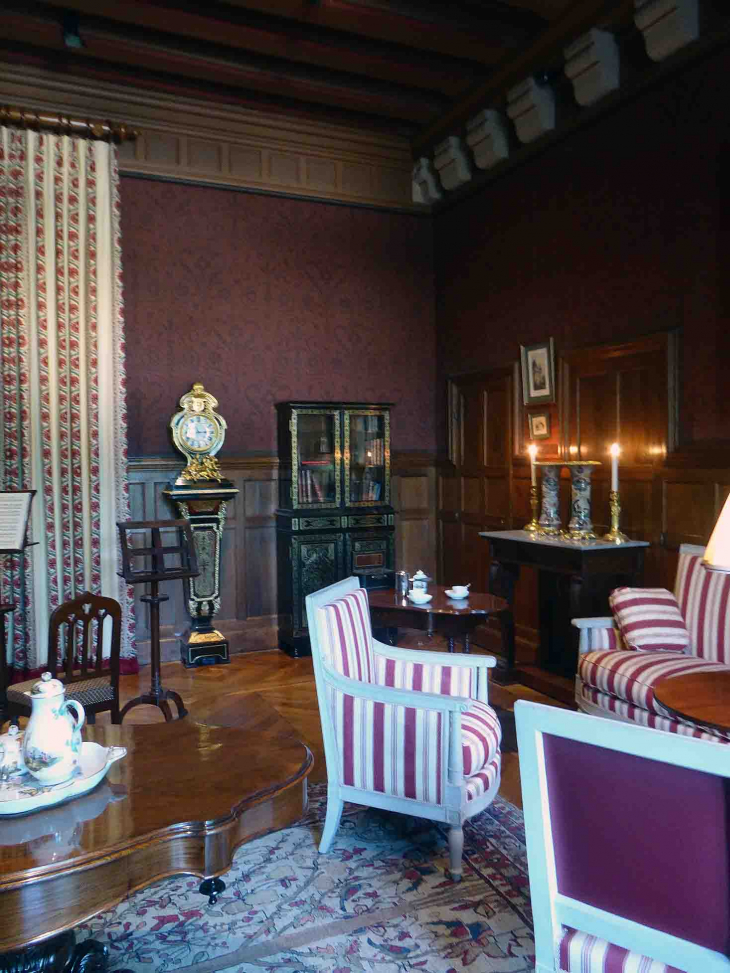 Le château : le salon bibliothèque - Azay-le-Rideau