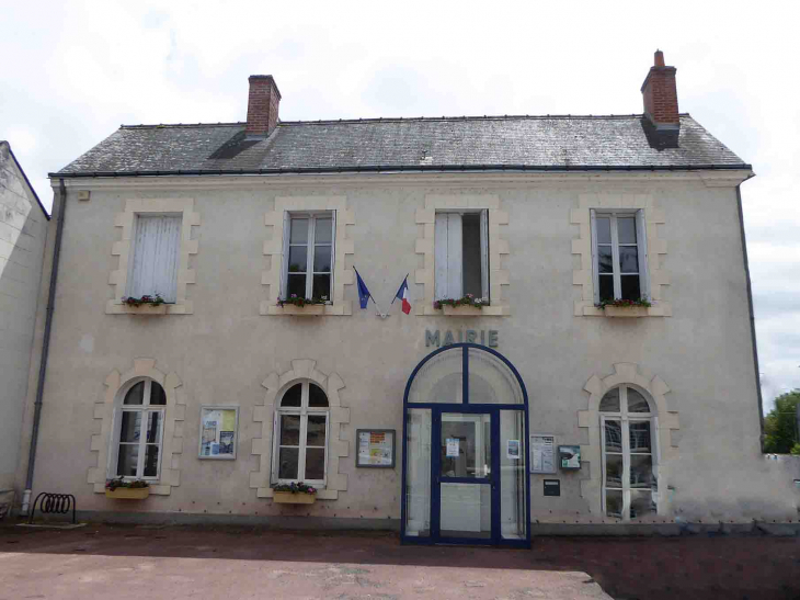 La mairie - Chisseaux
