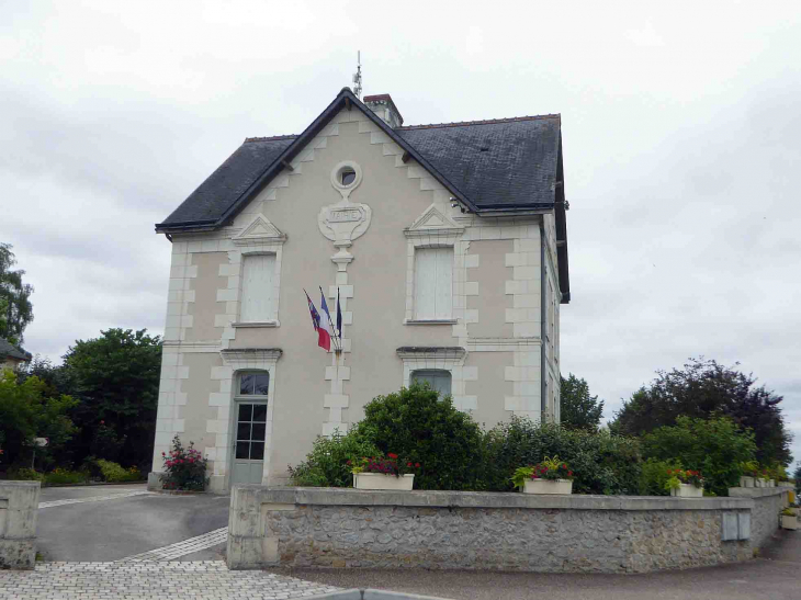 La mairie - Ferrière-sur-Beaulieu