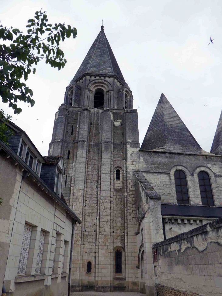 La Cité Royale : l'église Saint Ours - Loches