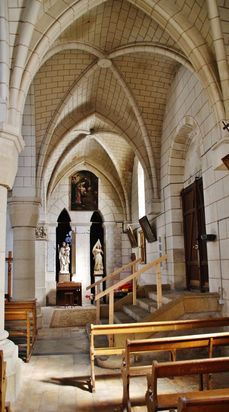 église St Pierre - Monts