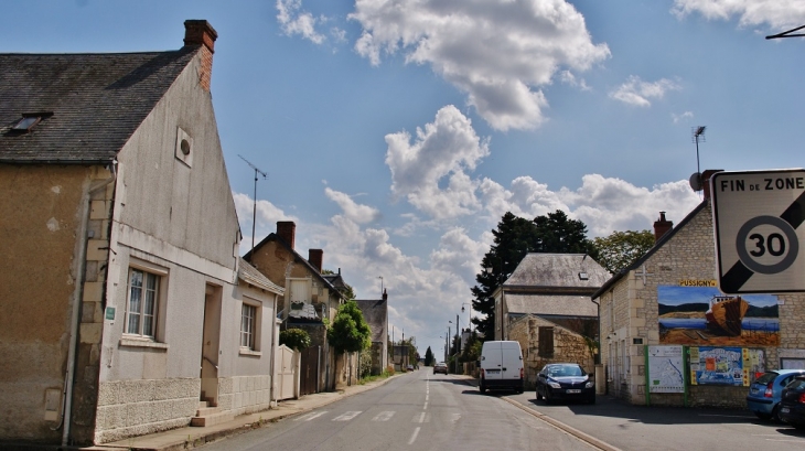 Le Village - Ports