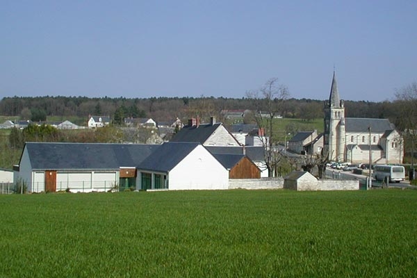 Vue sud du bourg - Saint-Benoît-la-Forêt