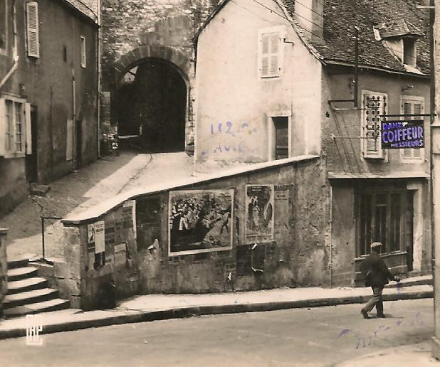 Ancienne porte de la ville! - Châteauroux