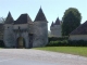 Photo précédente de Chazelet L'entrée du château quand il fait beau