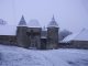 L'entrée du château quand il neige