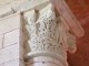 Photo suivante de Méobecq Abbatiale Saint Pierre : chapiteau sculpté de la nef.