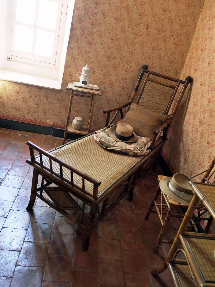  la maison de George Sand : la chambre japonaise de sa petite fille Gabrielle - Nohant-Vic