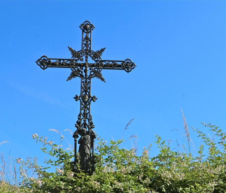 Croix de Mission. - Saint-Aigny