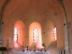 Le choeur de l'église Saint Junien avec son abside en cul de four.