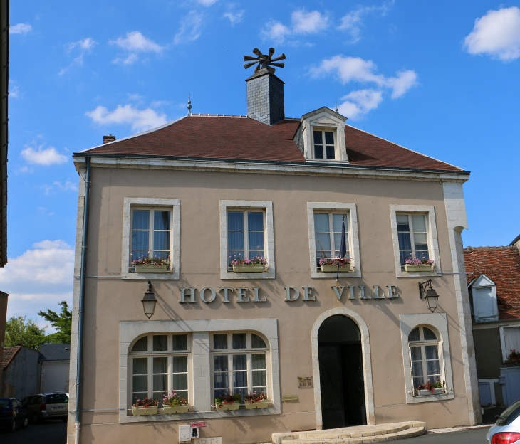 L'Hotel de Ville. - Saint-Gaultier