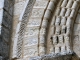 Les voussures scultées du portail de l'église Saint Gaultier.
