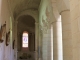 Photo suivante de Saint-Genou Eglise Saint Genou (ancienne abbatiale). Intérieur du bas côté du Sud vers l'est.