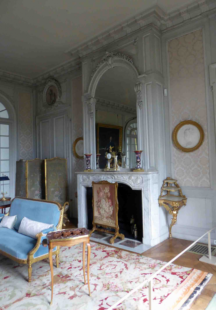 Le château de Talleyrand : le salon bleu - Valençay
