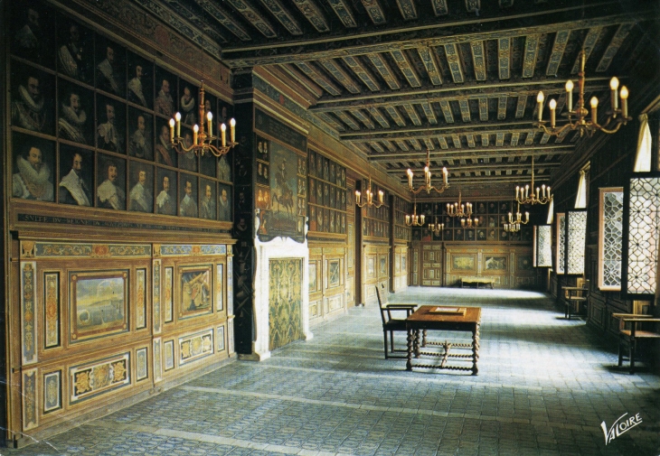 Château de Beauregard en Blésois XVI° et XVII° - La Galerie des Lustres (carte postale de 1990) - Cellettes