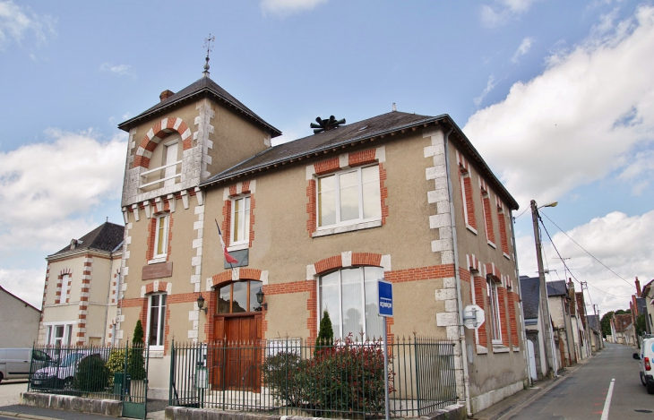 La Mairie - Champigny-en-Beauce