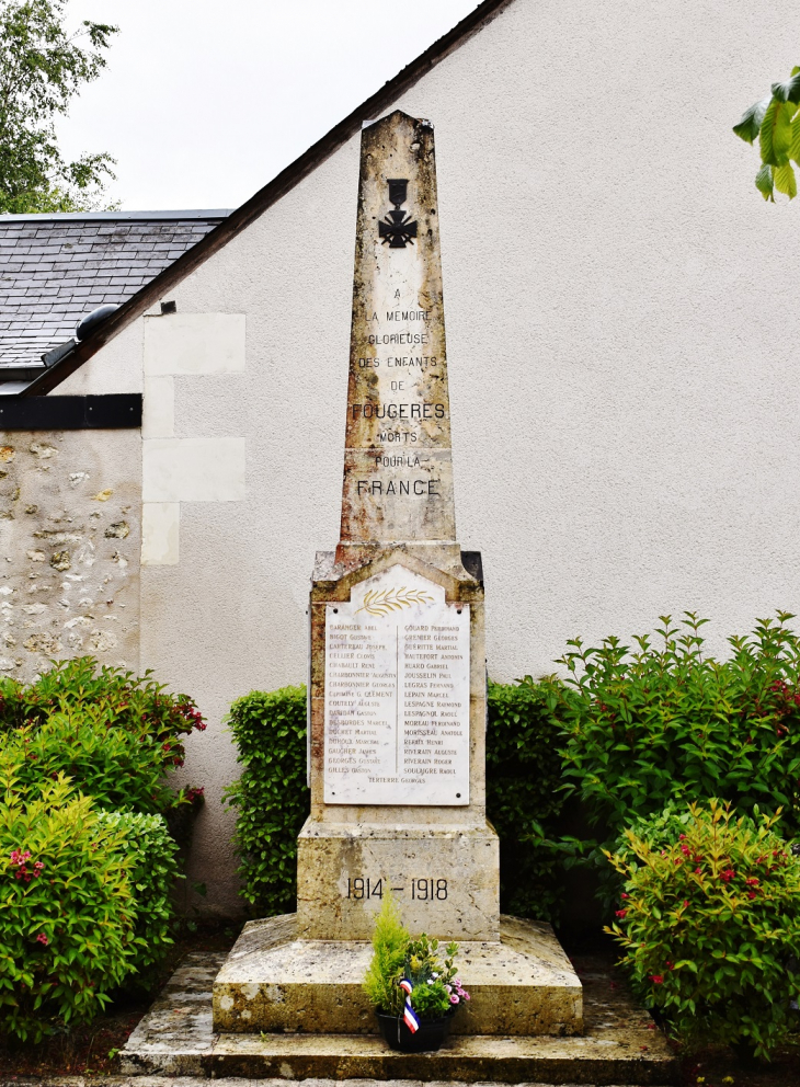 Monument-aux-Morts - Fougères-sur-Bièvre