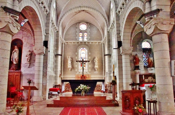  && église Sainte-Madeleine - Les Montils
