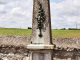 Photo suivante de Maves Monument-aux-Morts