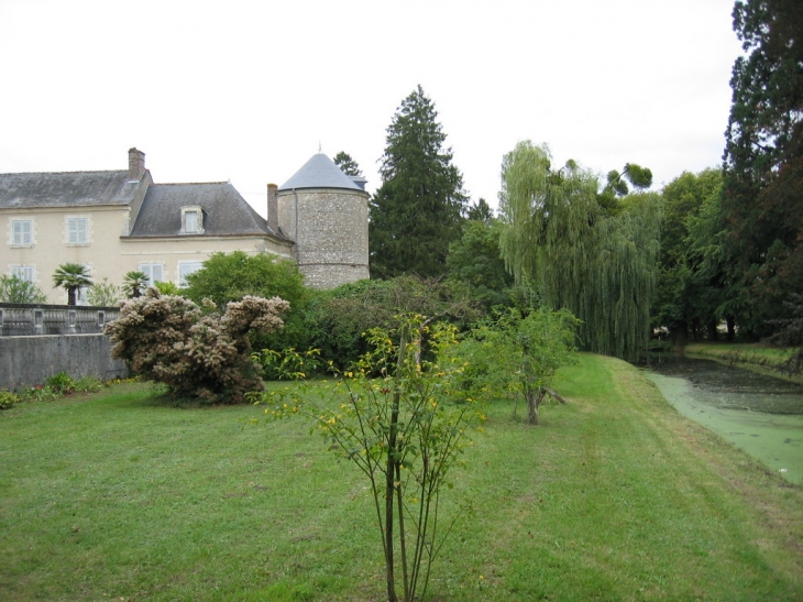 Château de Monteaux 