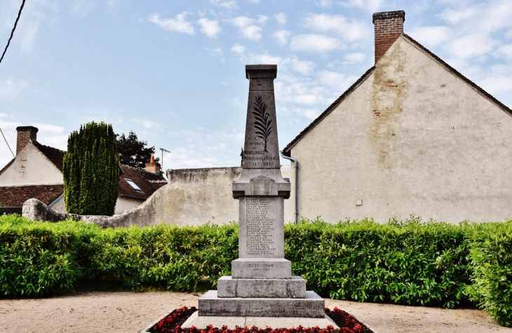 Monument-aux-Morts - Montlivault