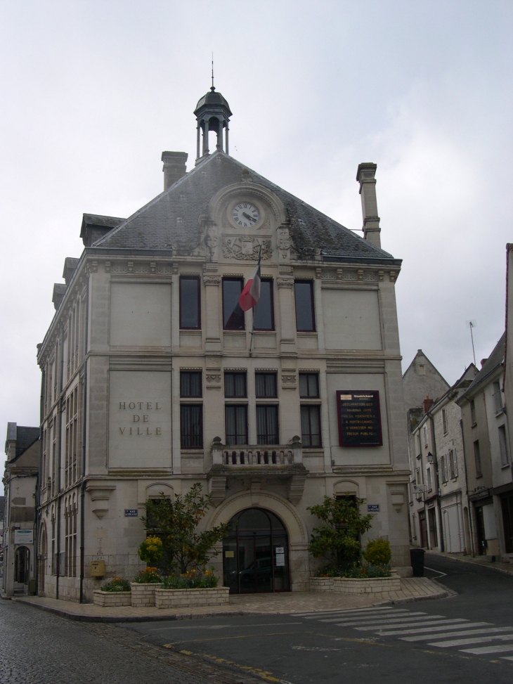 L'hôtel de Ville  - Montrichard