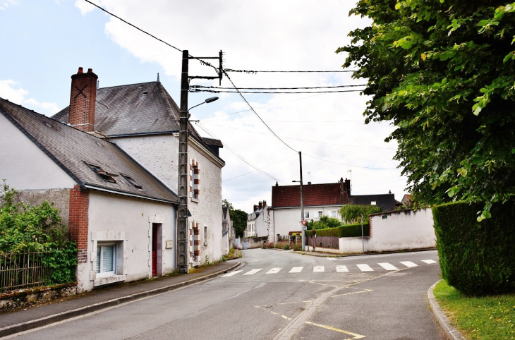 La Commune - Saint-Lubin-en-Vergonnois