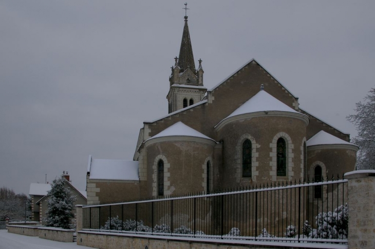 Les absides de l'église de Thésée