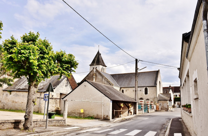 La Commune - Vallières-les-Grandes