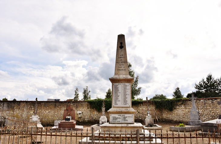 Monument-aux-Morts - Vallières-les-Grandes