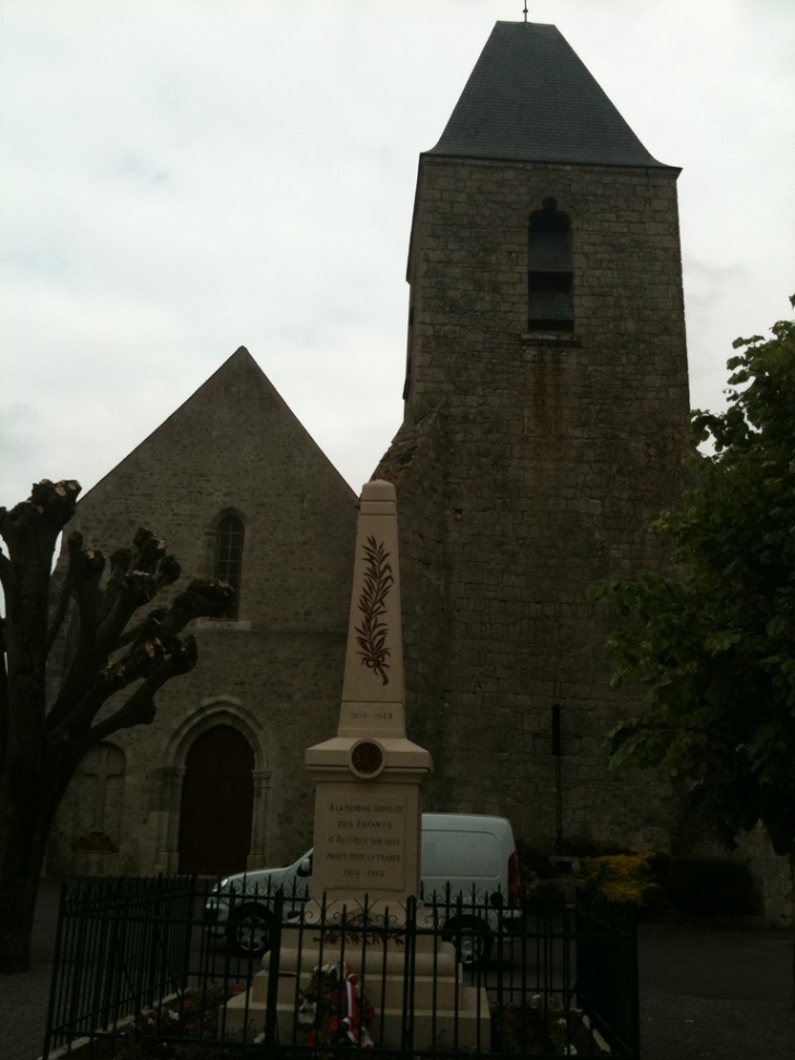 L'église - Autruy-sur-Juine
