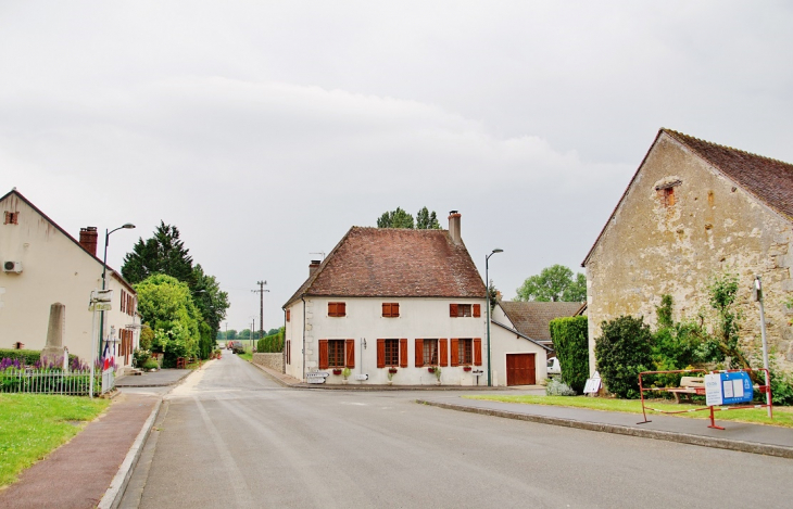 La Commune - Batilly-en-Puisaye