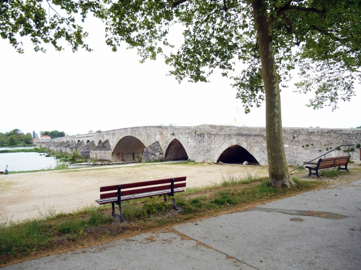 Le pont sur la Loire - Beaugency