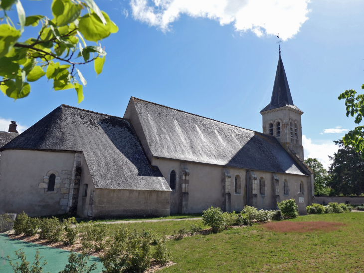 L'église - Bouzy-la-Forêt