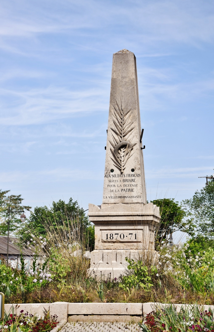 Monument-aux-Morts - Briare