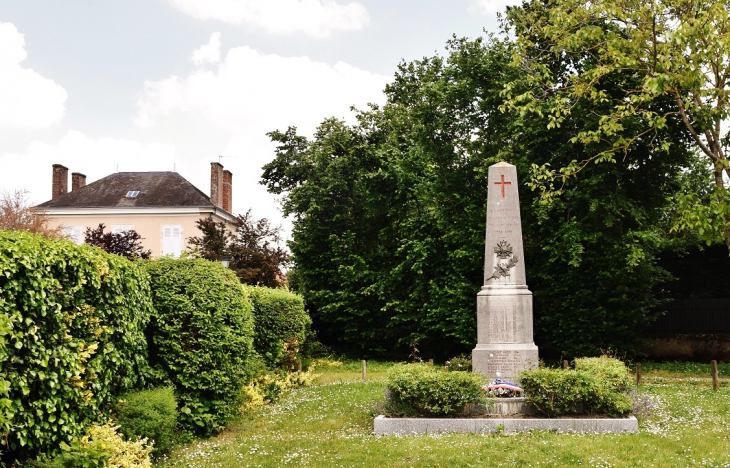 Monument-aux-Morts - Germigny-des-Prés