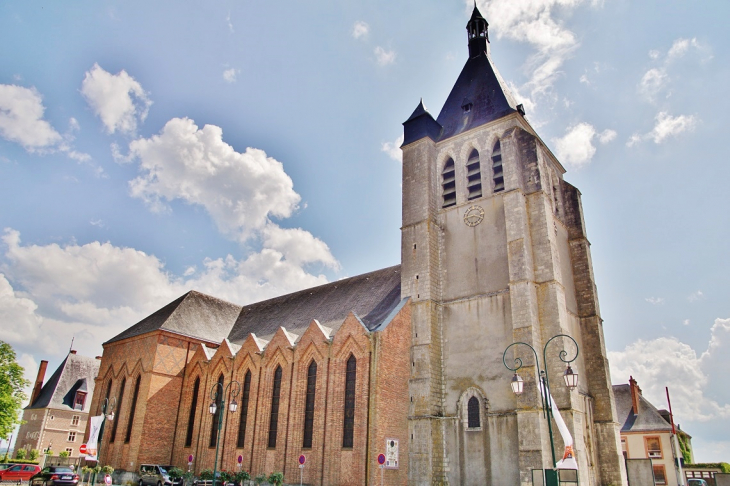   église Sainte-Jeanne-d'Arc  - Gien