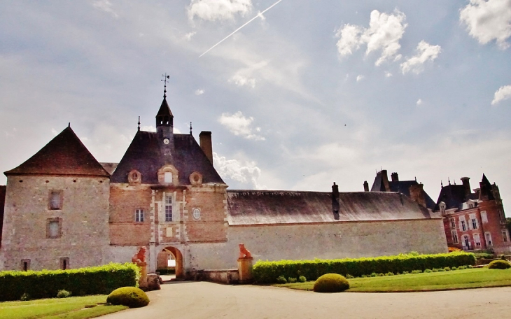 Le Château - La Bussière