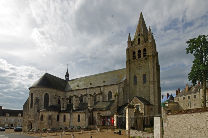  La collégiale Saint-Liphard.  - Meung-sur-Loire