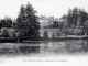 Bords du Loiret - La Source et le Château, vers 1905 (carte postale ancienne).