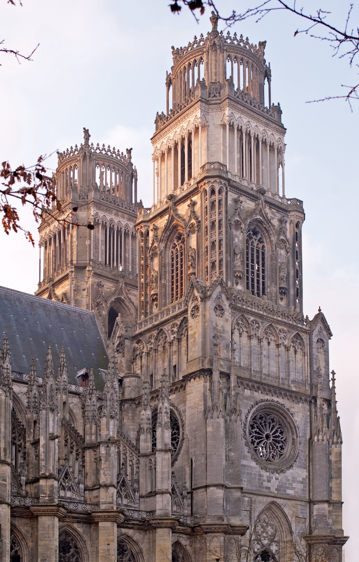 Cathédrale Sainte-Croix. - Orléans