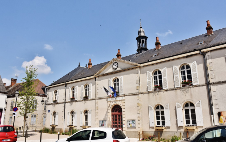 Hotel-de-Ville - Saint-Benoît-sur-Loire