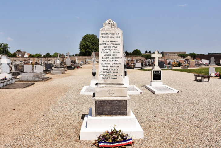 Monument-aux-Morts - Saint-Père-sur-Loire