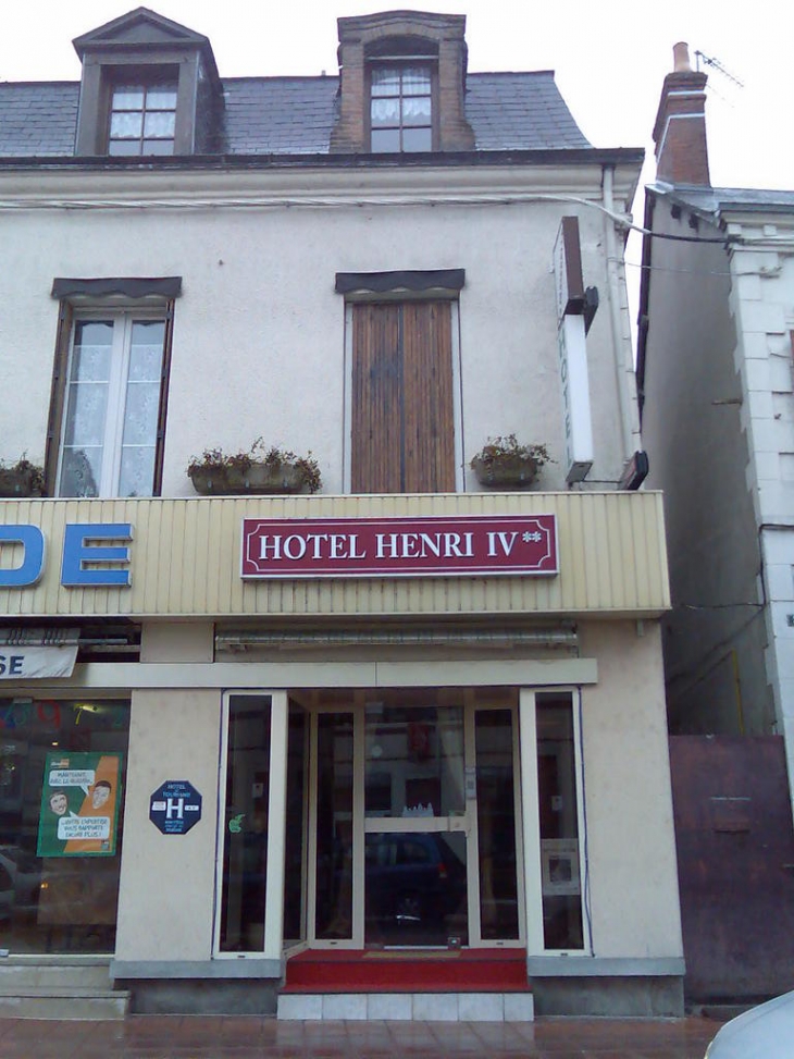 HOTEL - Sully-sur-Loire